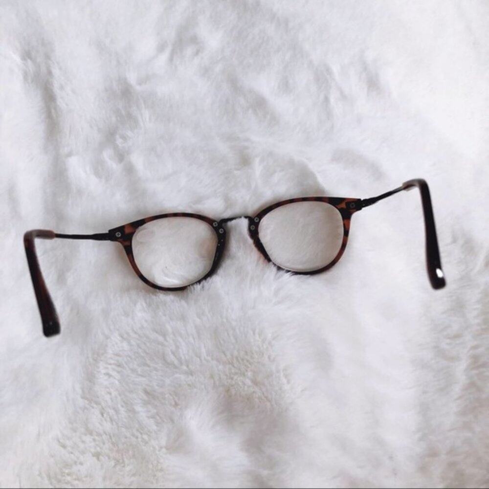 Ira Brown Printed Pattern Oval Reading Glasses - Picture 10 of 10